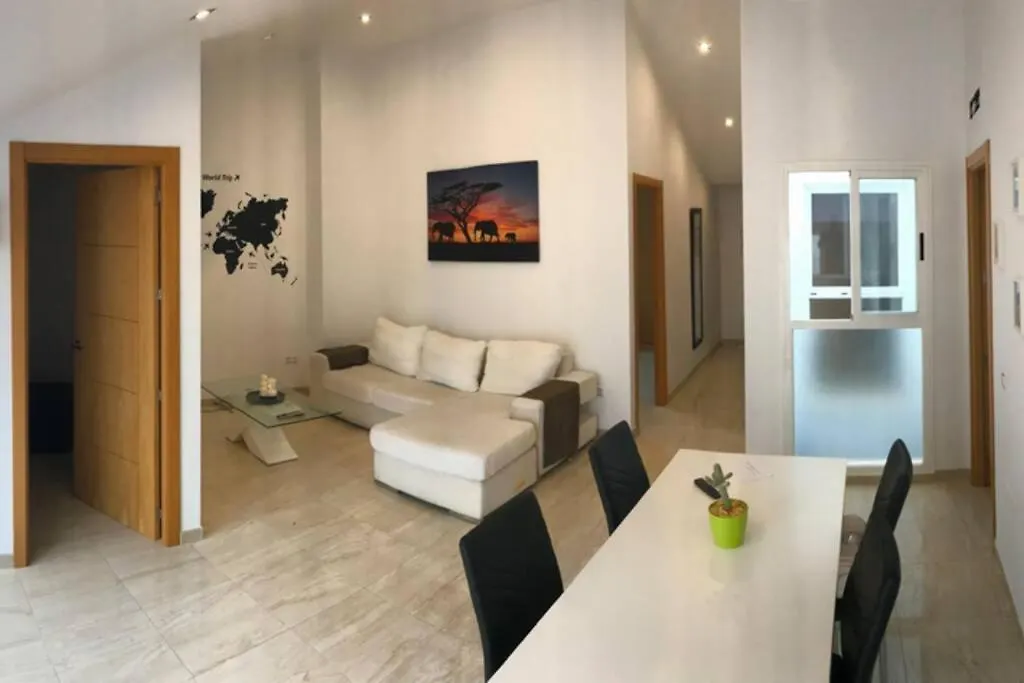 Apartamento Atico Aviles 론다 아파트