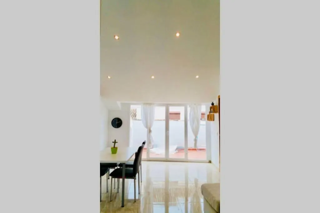 Apartamento Atico Aviles 론다 아파트
